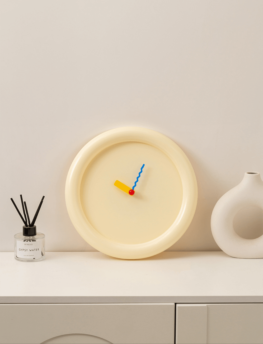 Minimalist Round Memphis Wall Clock Warm White - Koda Store - Free Shipping