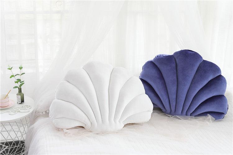 Coastal Shell Cushion in White - Koda Store - Free Shipping