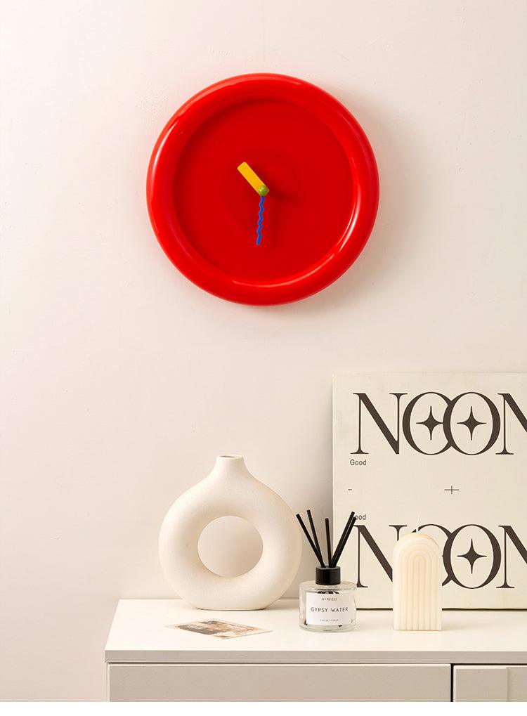 Minimalist Round Memphis Wall Clock True Red - Koda Store - Free Shipping