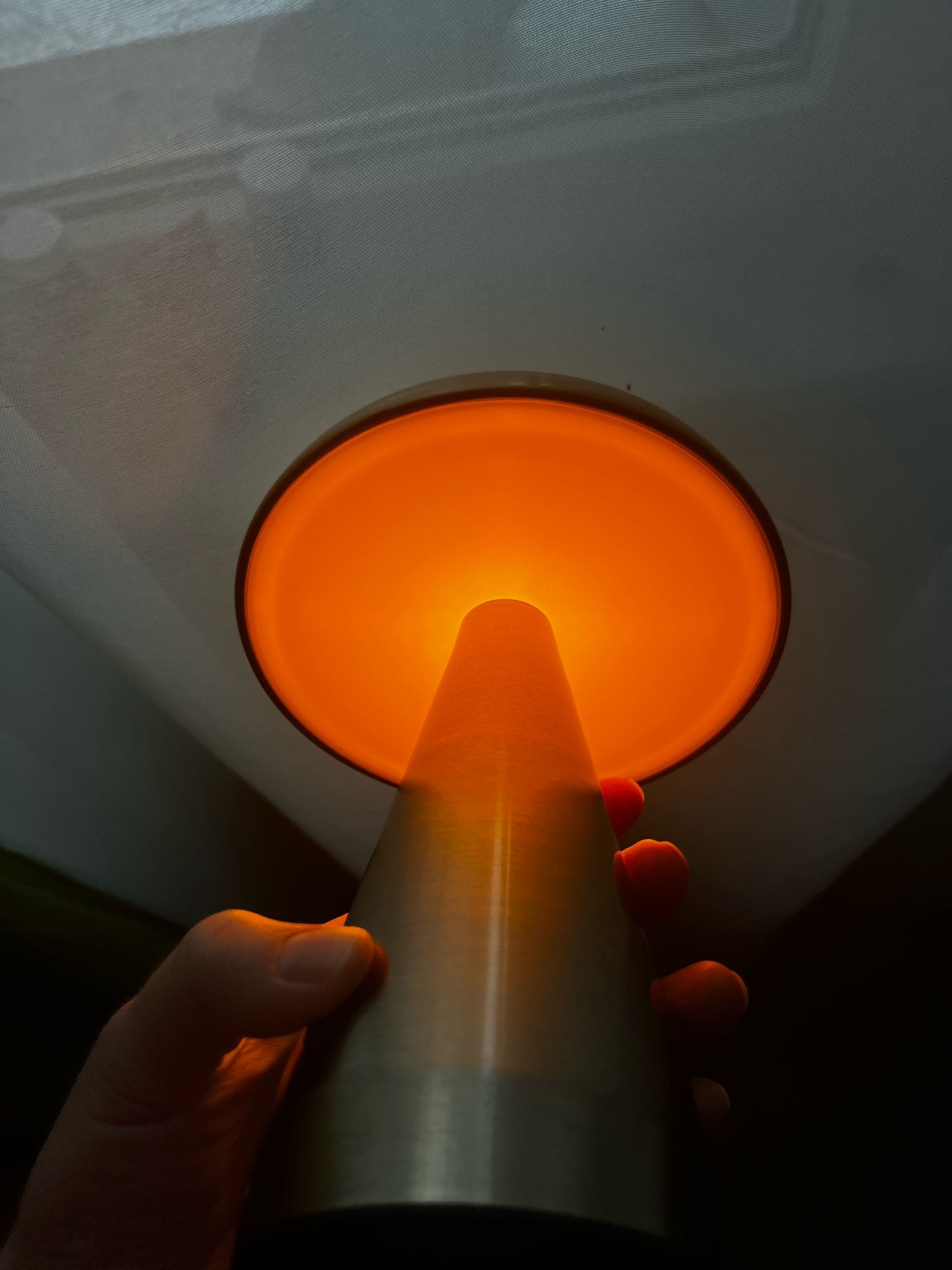 Metal Mushroom Cordless & Dimmable Tabletop Touch Lamp - Koda Store - Free Shipping