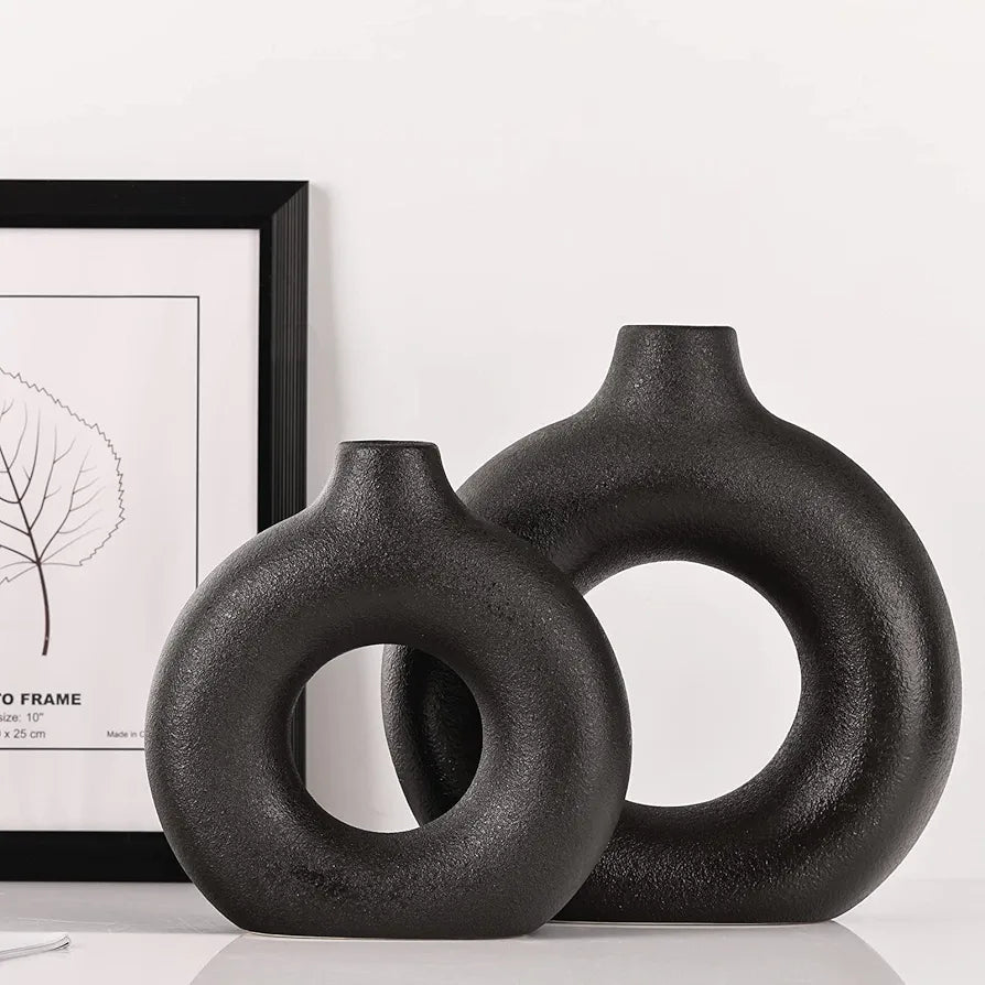Black Donut Vase Shop name