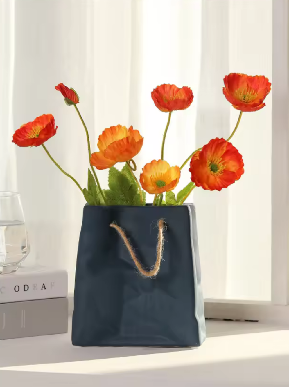 Morandi Tote Vase Shop name