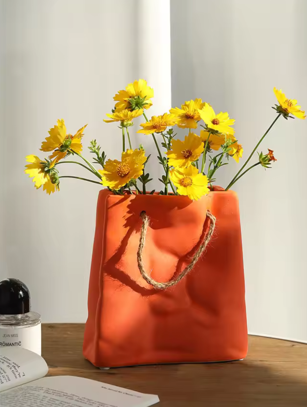 Morandi Tote Vase Shop name