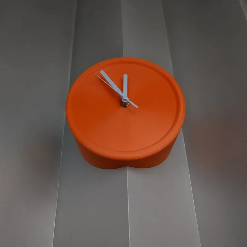 Inner Outer Corner Clock
