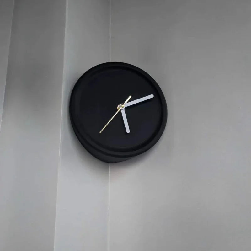 Inner Outer Corner Clock