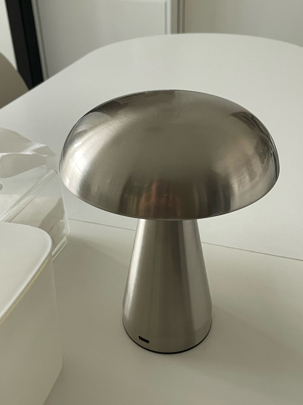 Metal Mushroom Cordless & Dimmable Tabletop Touch Lamp
