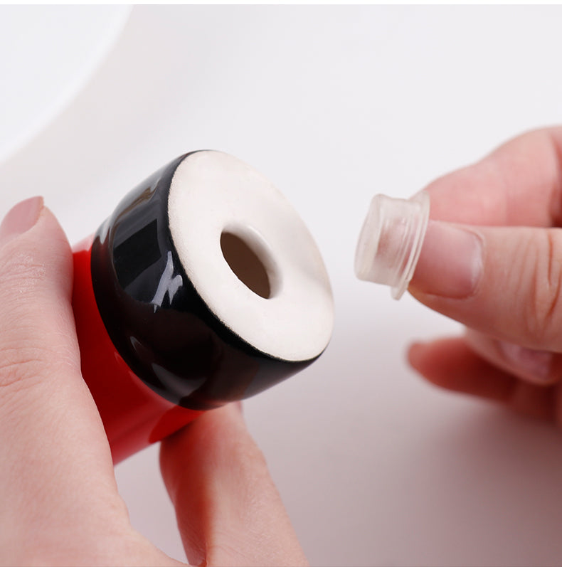 Iconic Red London Telephone Box & Postbox - Ceramic Salt & Pepper Shaker Set